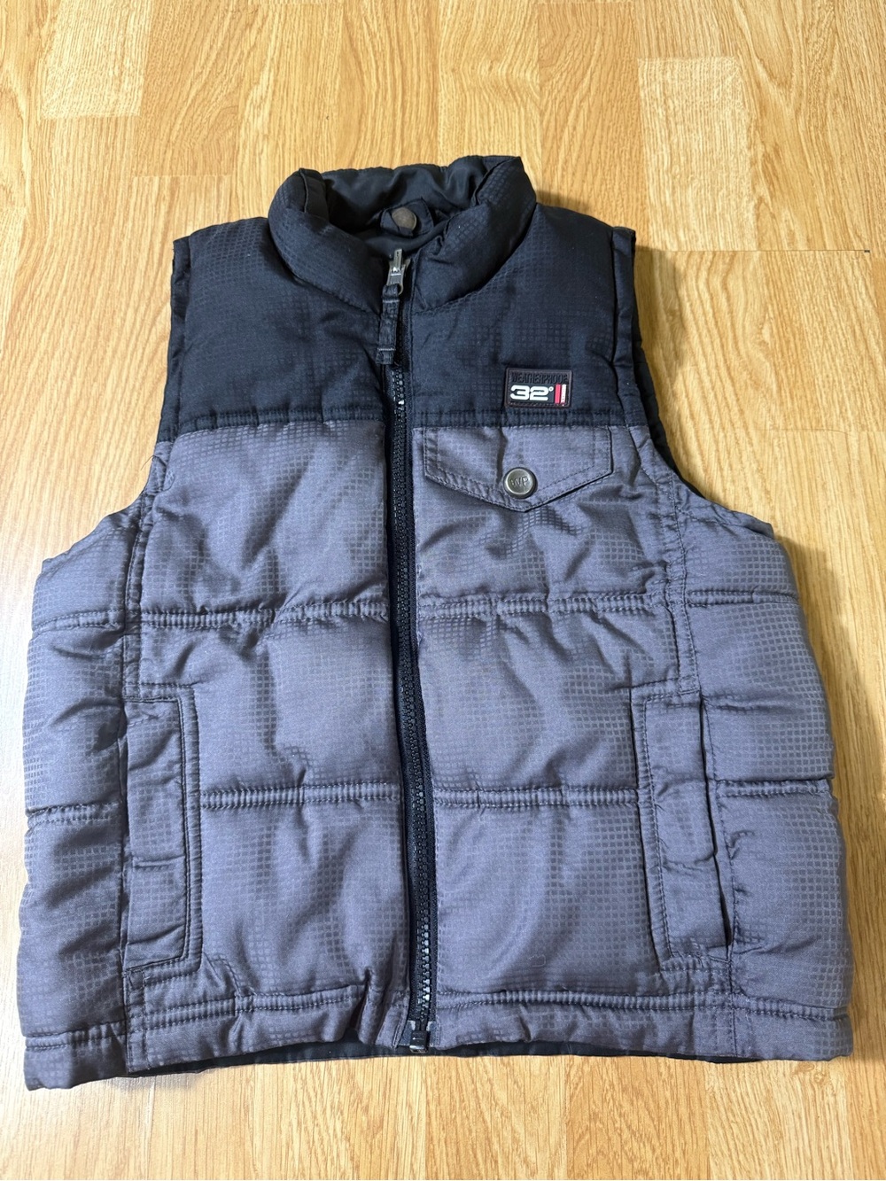 Weatherproof 32 Degrees Boys Puffer Vest Black Gray Boys Size 8